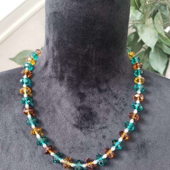 Womens Gorgeous Multicolor Crystal Beaded Collar Necklace with Lobster Clasp - Picture 3 of 7